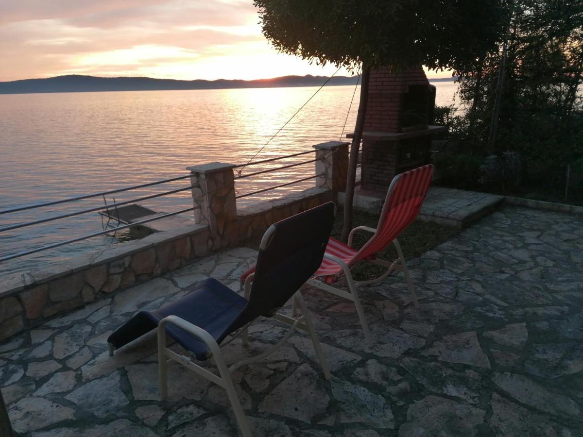 Вилла House First Row By The Sea Бибинье Экстерьер фото